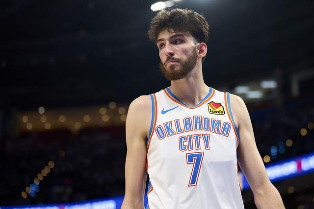 NBA新赛季伤病潮猛袭，争冠之路艰难重重